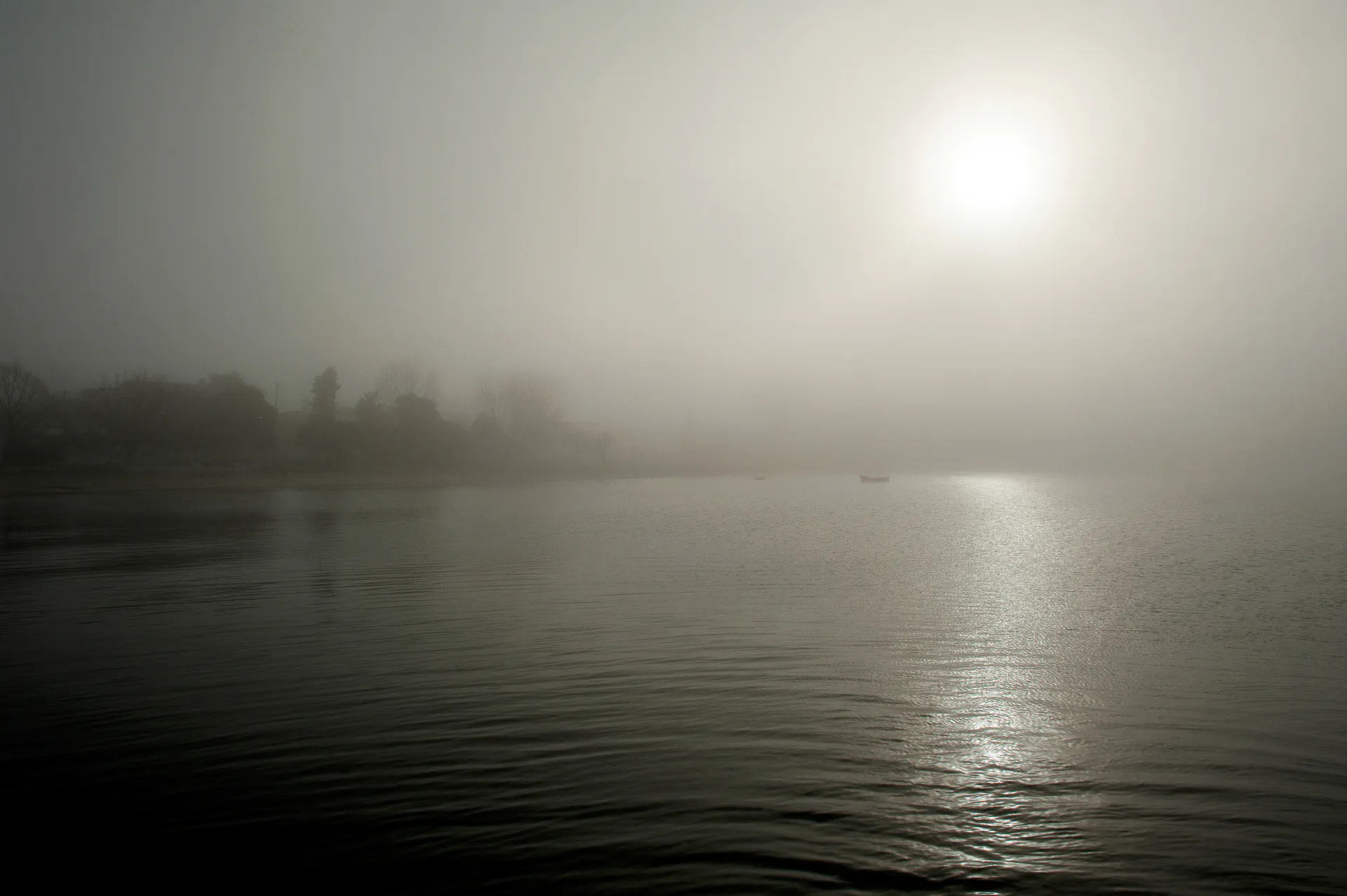 Θεσσαλονίκη, ποιήματα, Ντίνος Χριστιανόπουλος, Ζωή Καρέλλη, Μανόλης Αναγνωστάκης, Γιώργος Βαφόπουλος, Γιώργος Ιωάννου, Γιώργος Θέμελης, Μάρκος Μέσκος, Νίκος Γαβριήλ Πεντζίκης, Νίκος-Αλέξης Ασλάνογλου, Αλέξης Τραϊανός