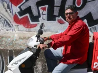 Σάκης Αποστολάκης